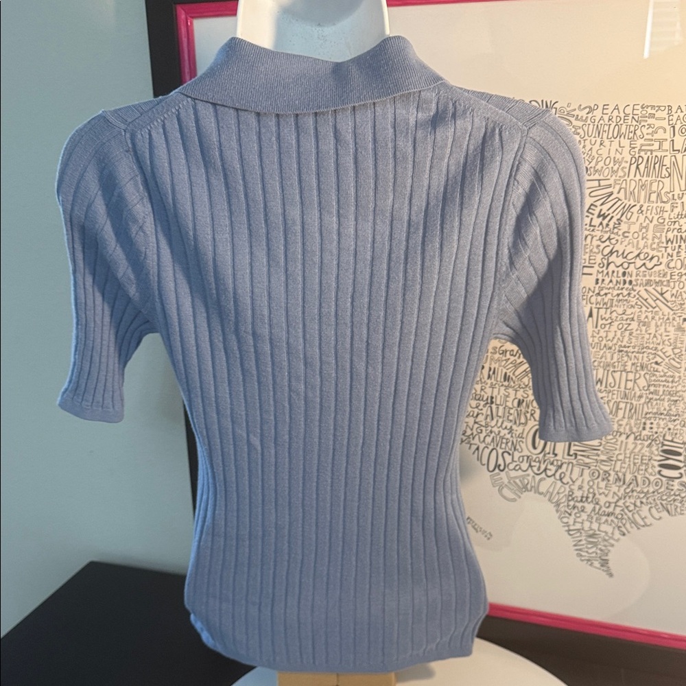 White House Black Market Light Blue Ribbed Blouse EUC - Picture 2 of 5